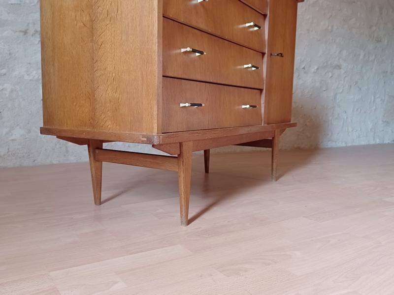 Commode vintage
