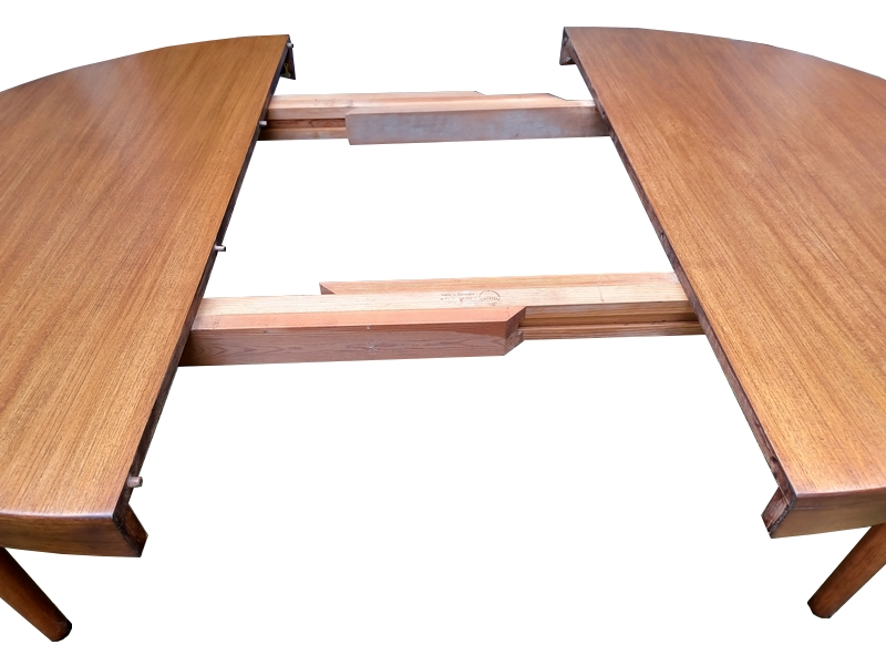 Table à manger H. Ostergaard teck